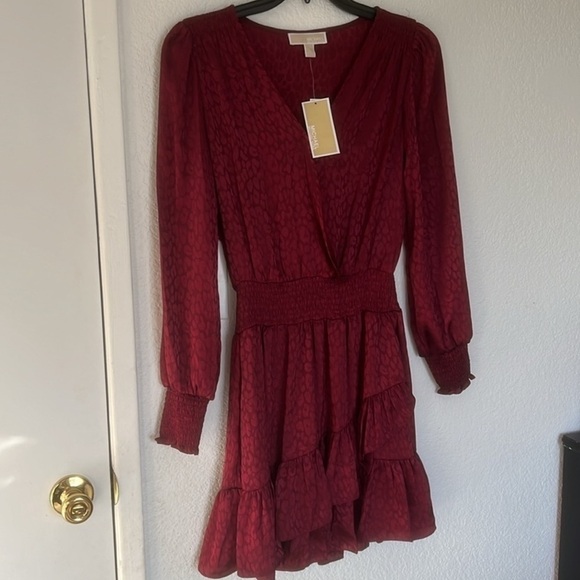 MICHAEL MICHAEL KORS Burgundy Smocked Textured Pull Over Animal Print Long Sleev - Picture 4 of 12